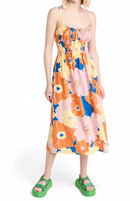 Octavia Midi Dress In Flower Power