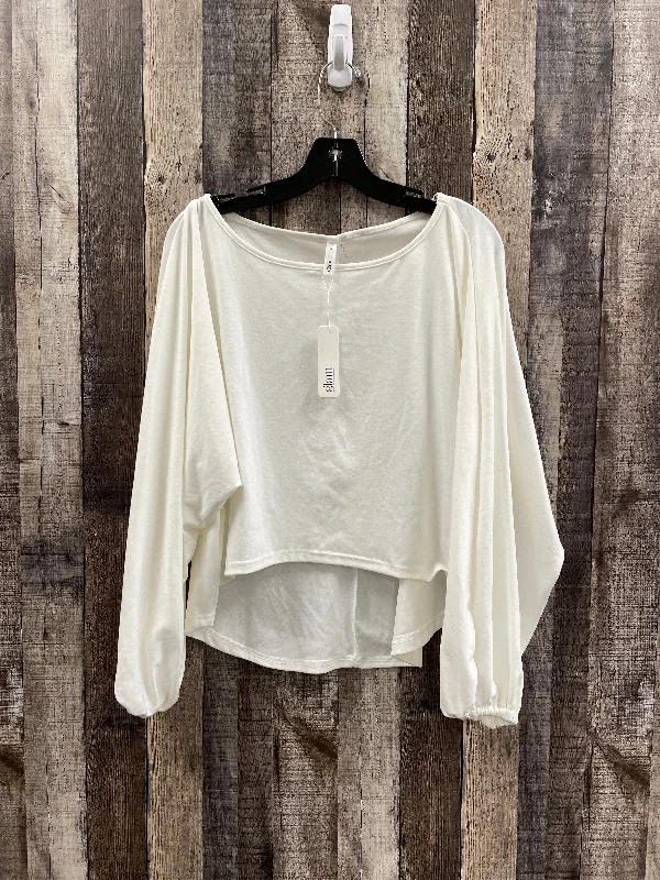 Top Long Sleeve By Glam In White, Size: M