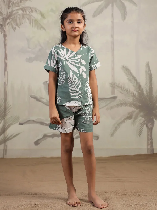 Cotton Printed V-Neck Night Suit for Kids